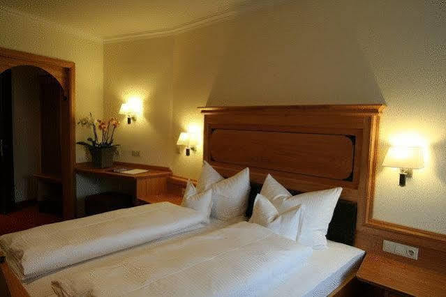 Hotel Zur Post Kötzting Eksteriør billede